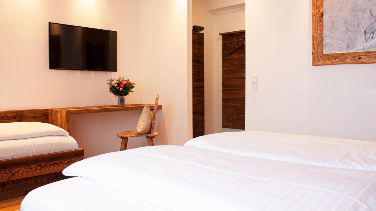 Hotel Almwirt Гаар Екстер'єр фото